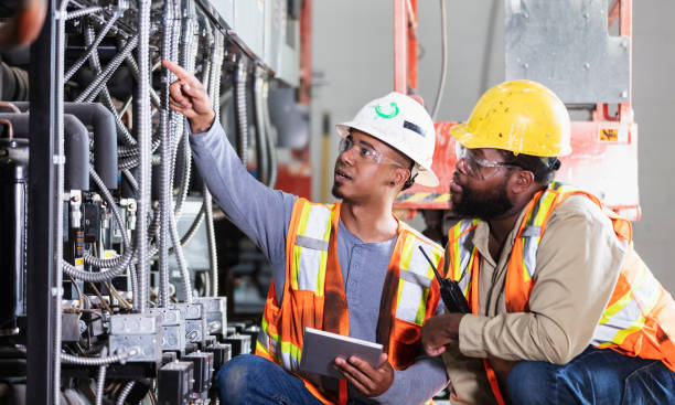 Best Licensed Electrician  in Bakersfield, CA